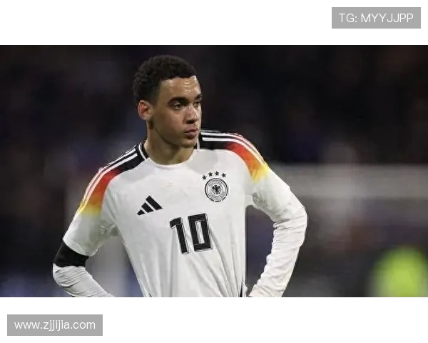 穆西亚拉：欧冠淘汰赛最年轻进球者之一的横空出世