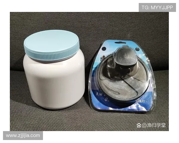 常园家的冰箱里居然塞满了蛋白粉，连放瓶水的地方都没有